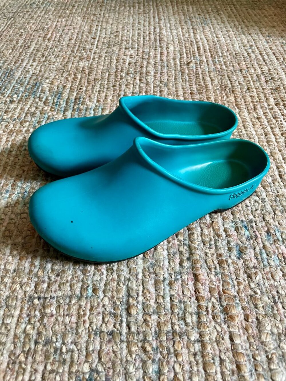 Sloggers Women's Waterproof Garden Clogs Turquoise Blue Size 8 (No Insoles)